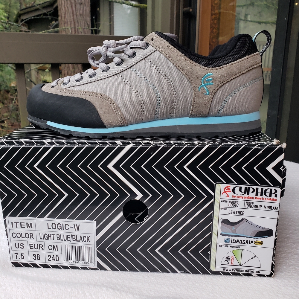 CYPHER Logic womens climbing approach shoes canyoneering USw 7.5 BNWT